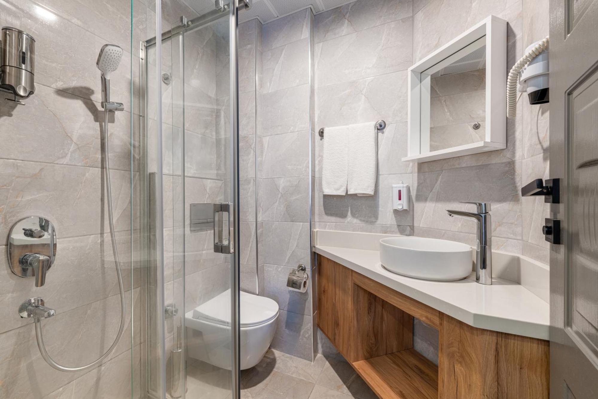 Echinus Lara Otel Antalya